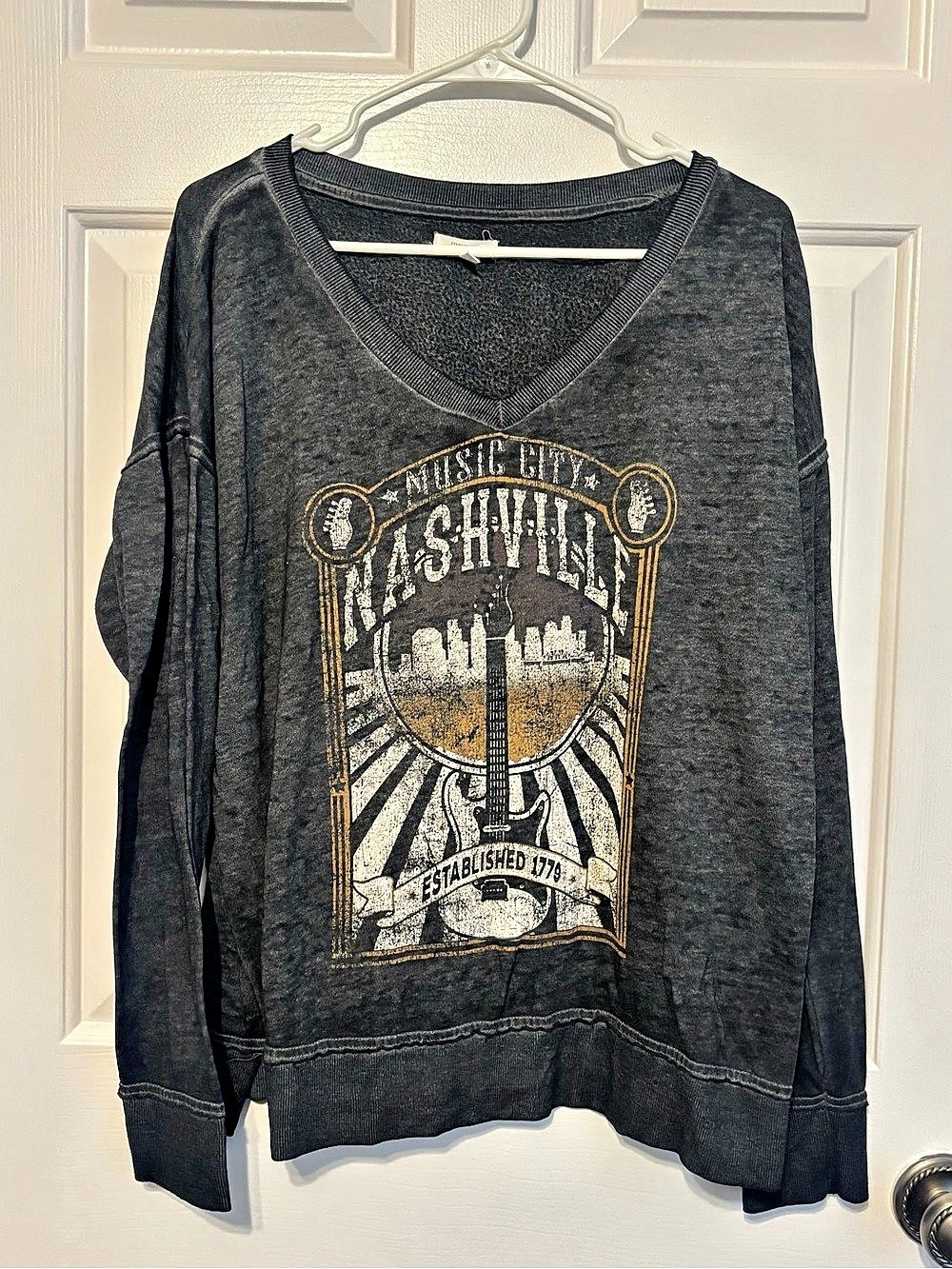Nashville Long Sleeve Graphic Top in Black Distressed-Style